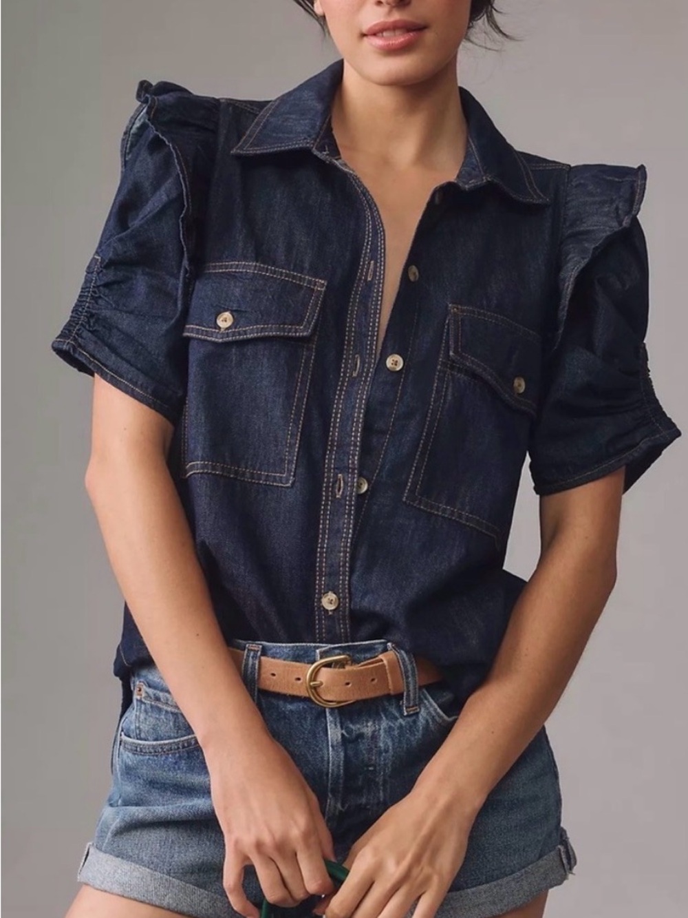 Anthropologie Pilcro Ozzi
Ruffle Sleeve Buttondown Shirt
Dark Denim Size Small